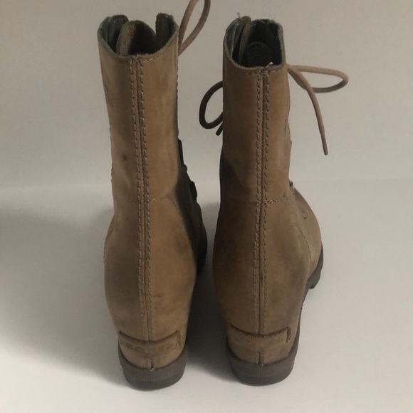 Sorel Joan of Arctic Wedge Boots - Picture 2 of 3